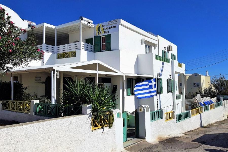 Fira Backpackers Place Экстерьер фото