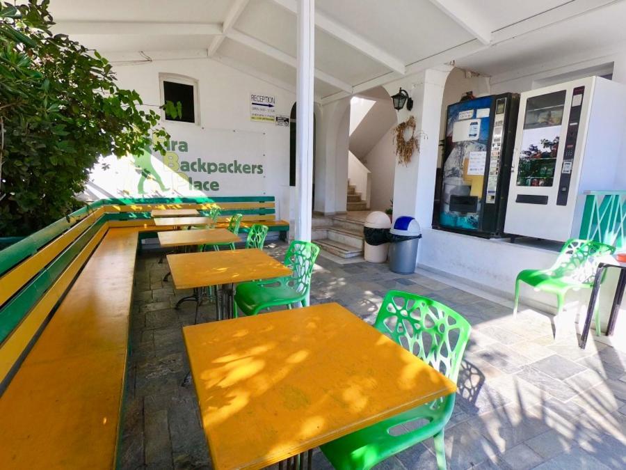 Fira Backpackers Place Экстерьер фото